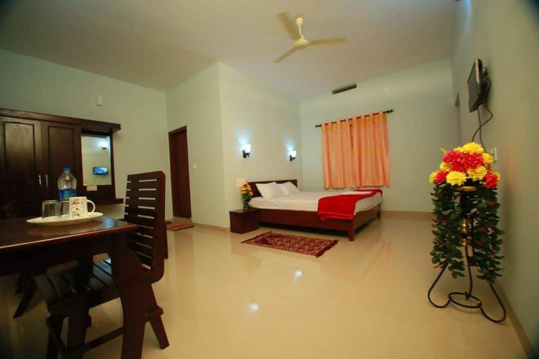 Pknhomestay Kumily Теккаді Екстер'єр фото