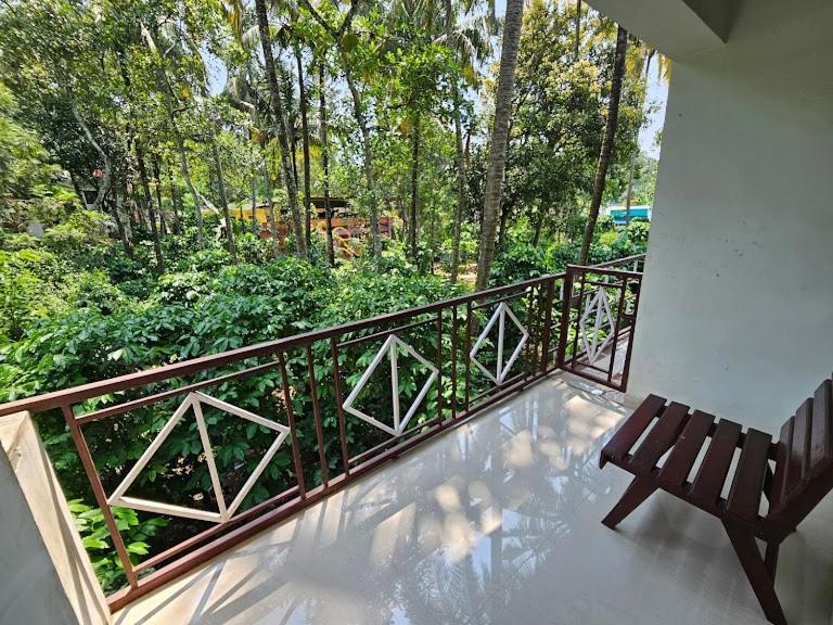 Pknhomestay Kumily Теккаді Екстер'єр фото